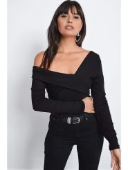 Cool and sexy Koszulka w kolorze czarnym rozmiar: S. Czarne bluzki damskie Cool and sexy, s, bez wzorów, bez kołnierzyka. Za 69.75 zł.