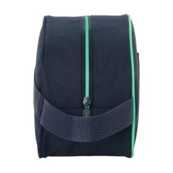 Torba podróżna REAL MADRID 26 x 15 x 12 cm. Torebki klasyczne damskie Real Madrid, bez wzorów, bez dodatków. Za 92.00 zł.