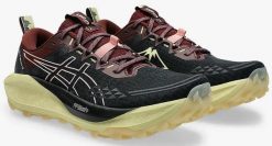 Buty do biegania ASICS Gel-Trabuco 13 Noir/Fleur Sauvage. Czarne obuwie do biegania damskie Asics. Za 690.20 zł.