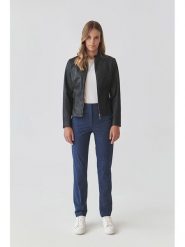 TATUUM Kurtka w kolorze czarnym ze skóry syntetycznej rozmiar: 40. Czarne kurtki damskie Tatuum, bez wzorów, ze skóry, bez kaptura. Za 202.03 zł.