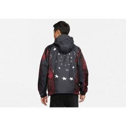 Kurtka męska nike air jordan legacy aj6 lightweight jacket black. Czarne kurtki treningowe męskie Nike, m, bez wzorów, do biegania. Za 399.00 zł.