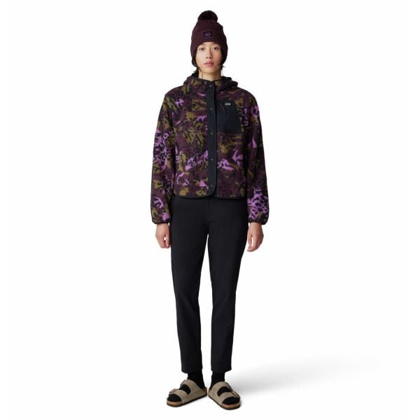 Damskie spodnie trekkingowe do kostek Mountain Hardwear Dynama™. Czarne spodnie dresowe damskie MOUNTAIN HARDWEAR, na lato, bez wzorów. Za 384.00 zł.