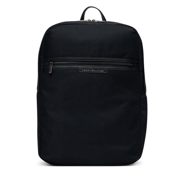 Plecak Tommy Hilfiger. Czarne plecaki męskie Tommy Hilfiger, bez wzorów, z nylonu. Za 649.99 zł.
