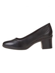 Clarks Skórzane czółenka "Shaya Poppy" w kolorze czarnym rozmiar: 38. Czarne czółenka damskie Clarks, bez wzorów, bez obcasa. Za 304.95 zł.