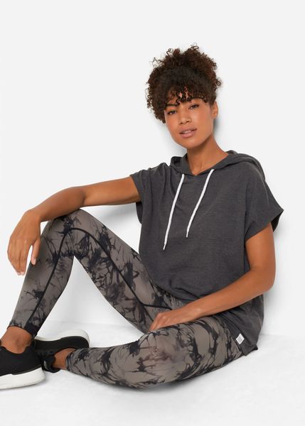 Bluza z kapturem oversize. Szare bluzy z kapturem damskie bonprix. Za 79.99 zł.