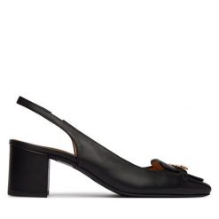 Półbuty LOVE MOSCHINO. Czarne półbuty damskie Love Moschino, bez wzorów, bez obcasa, na płaskiej podeszwie. Za 1,139.00 zł.