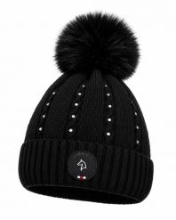 Zimowa czapka jeździecka czarna. Czarne czapki męskie EQUUS BRAND, na zimę, z aplikacjami, z materiału, eleganckie. Za 79.99 zł.