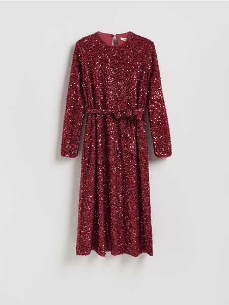 Sukienka z cekinami - czerwony. Czerwone sukienki damskie Reserved, na co dzień, l, bez wzorów, z tkaniny, bez kołnierzyka, bez ramiączek, proste. W wyprzedaży za 219.99 zł.