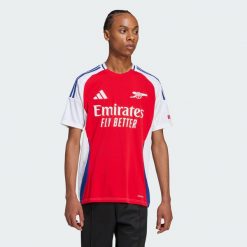 Koszulka Arsenal 24/25 Home. Białe t-shirty sportowe męskie Adidas, s, z materiału, bez ramiączek, do piłki nożnej. Za 314.00 zł.