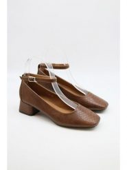 Bellucci Czółenka w kolorze brązowym rozmiar: 37. Brązowe czółenka damskie Bellucci, bez wzorów, bez obcasa. Za 104.99 zł.