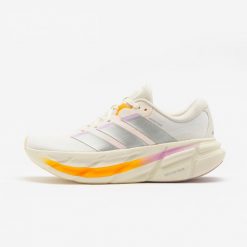 Buty do biegania damskie ADIDAS Adistar 5. Brązowe obuwie do biegania damskie Adidas. Za 699.99 zł.