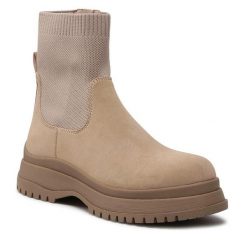 Botki Jenny Fairy. Brązowe botki damskie Jenny Fairy, bez obcasa, na płaskiej podeszwie, bez zapięcia. Za 179.99 zł.