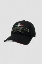 AERONAUTICA MILITARE Czarna męska czapka z daszkiem. Czarne czapki męskie AERONAUTICA MILITARE, bez wzorów. W wyprzedaży za 179.99 zł.
