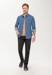 Czarne spodnie męskie chinosy R-PARKS. Czarne spodnie materiałowe męskie Volcano, bez wzorów, z bawełny, klasyczne, plus size. Za 179.99 zł.