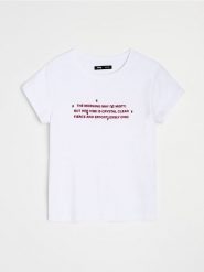 Bawełniana koszulka z krótkim rękawem i błyszczącymi aplikacjami - kremowy. Białe t-shirty damskie Sinsay, l, z aplikacjami, z bawełny, bez kołnierzyka. Za 19.99 zł.