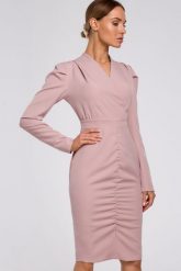 Sukienka elegancka kopertowa sukienka midi z marszczeniami pudrowy róż. Czerwone sukienki damskie Sukienki.shop, do pracy, s, bez wzorów, biznesowe, bez kołnierzyka, bez ramiączek, midi, kopertowe. Za 429.00 zł.