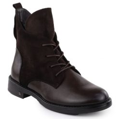 Botki zamszowe damskie czekoladowe Potocki Z25-SZ12080. Brązowe botki damskie POTOCKI, ze skóry ekologicznej, eleganckie, bez obcasa, bez zapięcia. Za 189.99 zł.