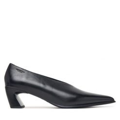 Czółenka Vagabond Shoemakers. Brązowe czółenka damskie Vagabond Shoemakers, bez wzorów, bez obcasa. Za 649.99 zł.