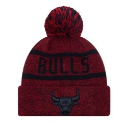 Czapka zimowa New Era NBA Chicago Bulls Jake Bobble Knit 60424795. Czerwone czapki męskie New Era, na zimę, bez wzorów. Za 123.00 zł.