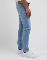 LEE LUKE MĘSKIE SPODNIE JEANSOWE JEANSY DŻINSY BLUE DOVE L719OWA32. Niebieskie jeansy męskie Lee. Za 229.99 zł.