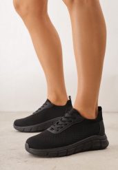 Czarne Minimalistyczne Buty Sportowe z Siateczki na Tłoczonej Podeszwie Zanera. Czarne obuwie treningowe damskie Born2be, na fitness i siłownię. Za 79.99 zł.