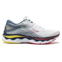 Buty do biegania dla kobiet Mizuno Wave Sky 6. Białe obuwie do biegania damskie Mizuno, mizuno wave. Za 639.00 zł.