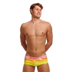 Kąpielówki męskie spodenki bokserki szybkoschnące na basen Funky Trunks. Czerwone kąpielówki męskie FUNKY TRUNKS, m, bez wzorów, do pływania. Za 149.99 zł.