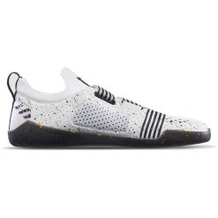 Buty treningowe TYR DZ-1 DropZero Barefoot na rzepy. Białe buty fitness męskie TYR. Za 799.99 zł.