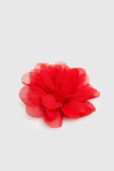 Broszka z tkaninowym kwiatem czerwona. Czerwone broszki damskie MOODO. Za 24.99 zł.