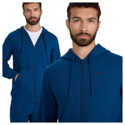 Bluza męska z kapturem rozpinana 4F 4FWMM00TSWSM1768. Niebieskie bluzy z kapturem męskie 4f, m, z bawełny. Za 99.99 zł.