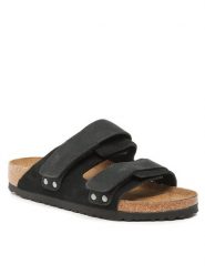 Birkenstock Klapki Uji 1024832 Czarny. Czarne klapki damskie Birkenstock, bez wzorów, z nubiku, bez obcasa. Za 459.99 zł.