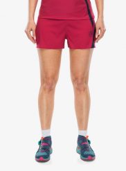 Spodenki do biegania damskie La Sportiva Flow 3in Short. Czerwone szorty damskie La Sportiva, bez wzorów, z materiału. Za 401.49 zł.