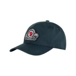 Czapka z daszkiem męski Classic Badge Cap - ciemnoniebieski. Niebieskie czapki męskie Fjällräven, bez wzorów. Za 177.99 zł.