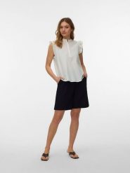 Vero Moda Bluzka w kolorze białym rozmiar: XS. Białe bluzki damskie Vero Moda, xs, bez wzorów, z bawełny, bez kołnierzyka, bez ramiączek. Za 61.89 zł.