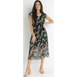 Czarna Sukienka Gobney. Czarne sukienki damskie Born2be, m, bez wzorów, z materiału, bez kołnierzyka, bez ramiączek, midi. W wyprzedaży za 63.99 zł.