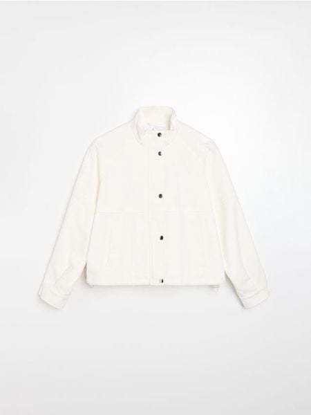 Kurtka bomberka ze stójką i twillowym wykończeniem - biały. Białe kurtki damskie Sinsay, l, bez wzorów, bez kaptura. Za 79.99 zł.