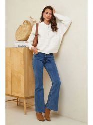 Soft Cashmere Kardigan w kolorze białym rozmiar: 38/40. Białe kardigany damskie Soft Cashmere, bez wzorów, z kaszmiru. Za 104.99 zł.