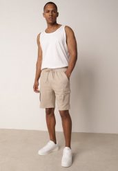 Beżowe Szorty z Bawełną w Stylu Safari z Kieszeniami Cargo Sabririla. Brązowe szorty męskie Born2be, na lato, bez wzorów, z bawełny. Za 69.99 zł.