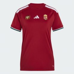 Koszulka domowa Węgry 26. Czerwone bluzki sportowe damskie Adidas, l, bez wzorów, z materiału, bez ramiączek. Za 439.00 zł.