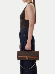 MICHAEL Michael Kors Torebka 30R6GHMC8B Brązowy. Brązowe torebki klasyczne damskie MICHAEL Michael Kors, bez wzorów, ze skóry, bez dodatków. Za 859.99 zł.