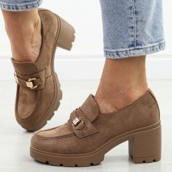 Khaki zamszowe mokasyny damskie na słupku Potocki 12552. Brązowe mokasyny damskie POTOCKI, z jeansu. Za 179.00 zł.