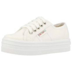 Buty VICTORIA 109200 Biały. Białe obuwie treningowe damskie VICTORIA, na fitness i siłownię. Za 159.99 zł.