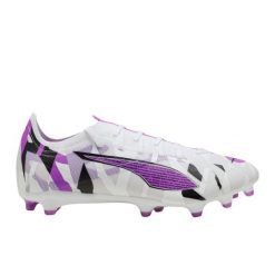 Buty piłkarskie Puma Ultra 5 Match Forever FG/AG 108412 01 białe. Białe buty fitness męskie do piłki nożnej. Za 426.42 zł.