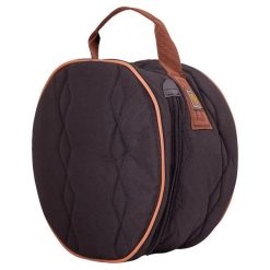 Torba na kask jeździecki z podszewką z poliestru BR Equitation 600D. Czarne torebki klasyczne damskie BR, bez wzorów, bez dodatków. Za 230.00 zł.