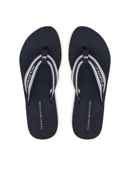 Tommy Hilfiger Japonki Flag Print FW0FW09195 Granatowy. Niebieskie klapki damskie Tommy Hilfiger, bez wzorów, z materiału, bez obcasa. Za 189.99 zł.