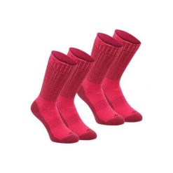 Skarpety turystyczne SH500 ultra-warm mid. Czerwone skarpetki damskie QUECHUA, bez wzorów, z elastanu. Za 49.99 zł.