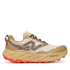 Buty do biegania New Balance. Brązowe obuwie do biegania damskie New Balance. Za 699.99 zł.