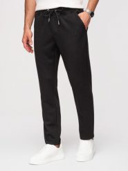 Męskie spodnie dresowe z prostą nogawką z gładkiej dzianiny - czarne V1. Czarne spodnie dresowe męskie Ombre Clothing, bez wzorów, z dresówki. Za 229.99 zł.