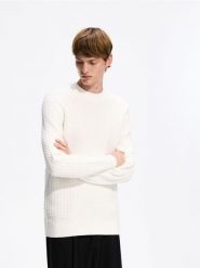 Strukturalny sweter z bawełny - biały. Białe swetry męskie Reserved, l, bez wzorów, z bawełny, bez kołnierzyka. Za 139.99 zł.