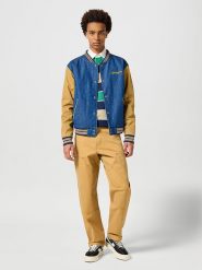 Wrangler Spodnie chino w kolorze beżowym rozmiar: W34/L34. Brązowe spodnie materiałowe męskie Wrangler, bez wzorów. Za 136.13 zł.